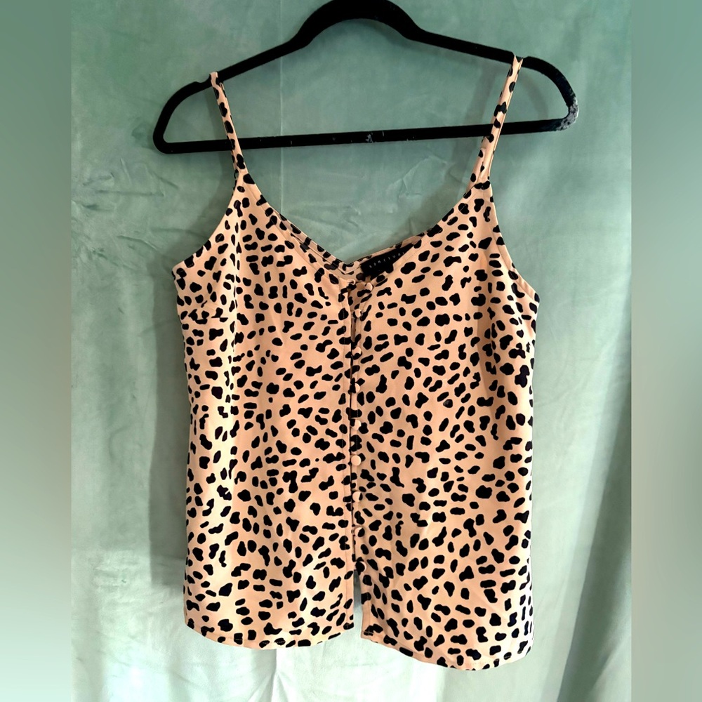 Sanctuary Snow Leopard Button Down Tank Top 🌵xs